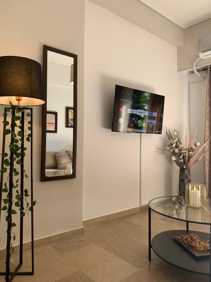 Acropolis Hill Apartment เอเธนส์ ภายนอก รูปภาพ