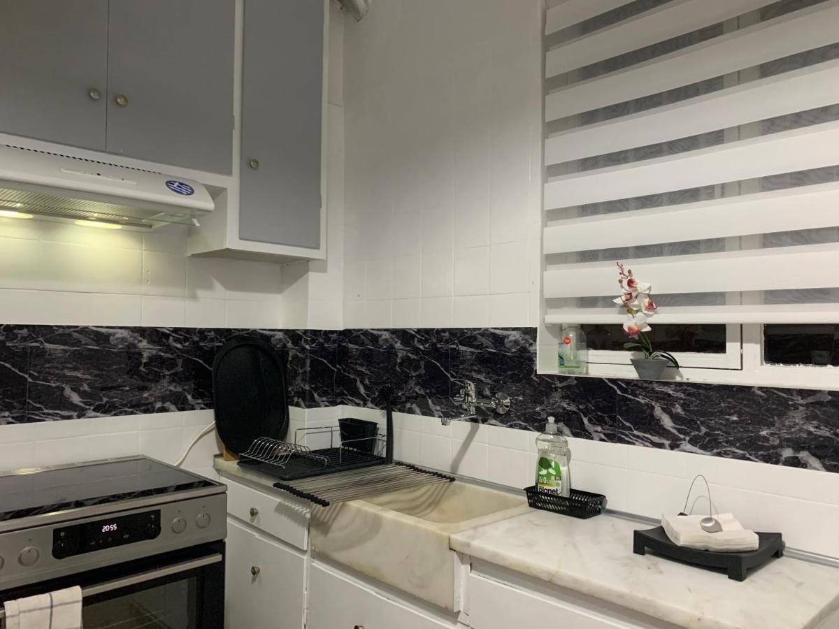 Acropolis Hill Apartment เอเธนส์ ภายนอก รูปภาพ